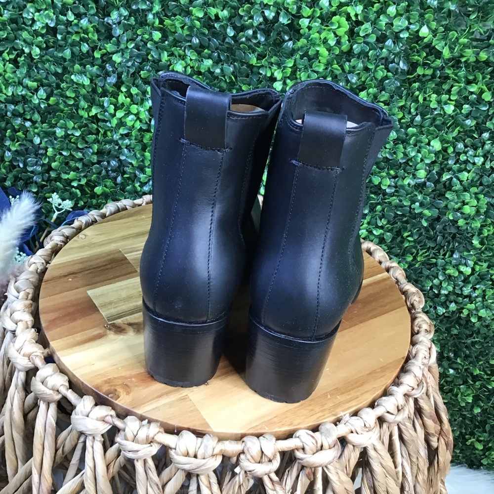 New in box Nisolo x Anthropologie Black Chelsea Leather Ankle Booties - Picture 9 of 13